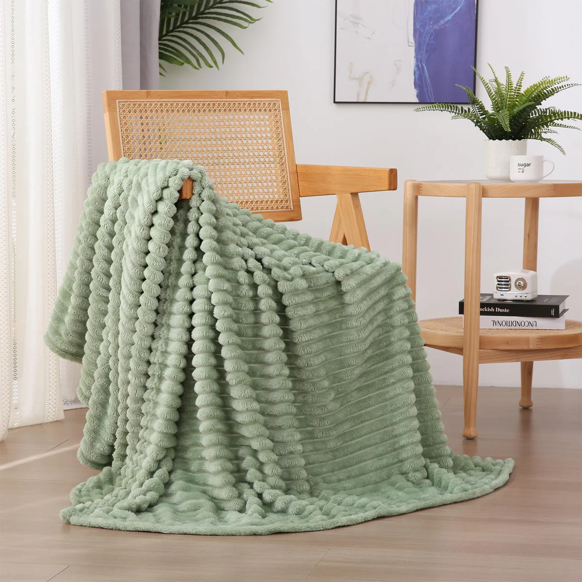 Linecooo Throw Blanket