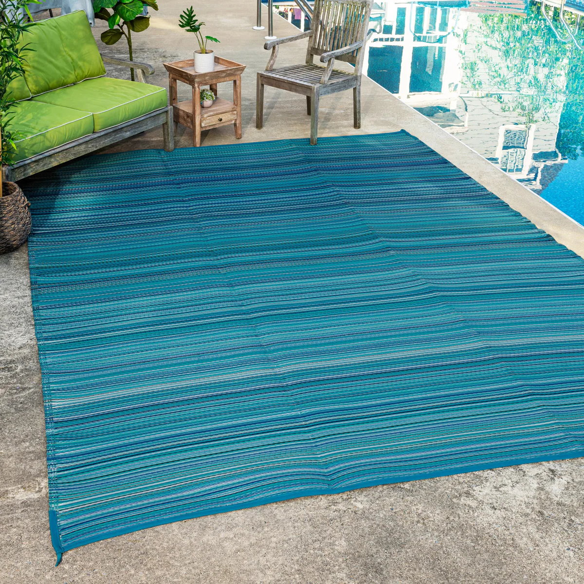 FH Home Reversible Outdoor Patio Rug
