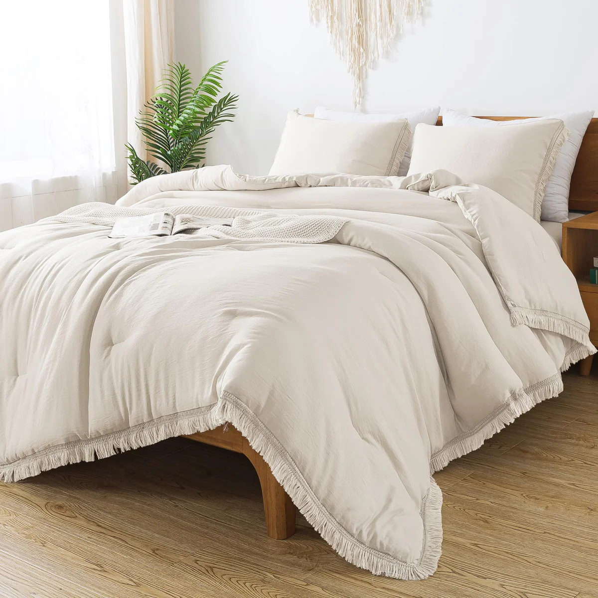 Andency Comforter Set