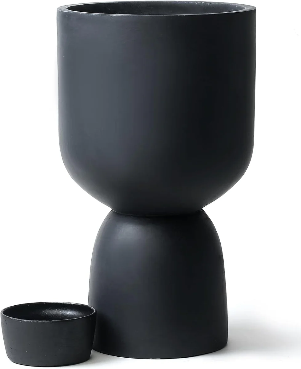 Parlamain Round Concrete Planter