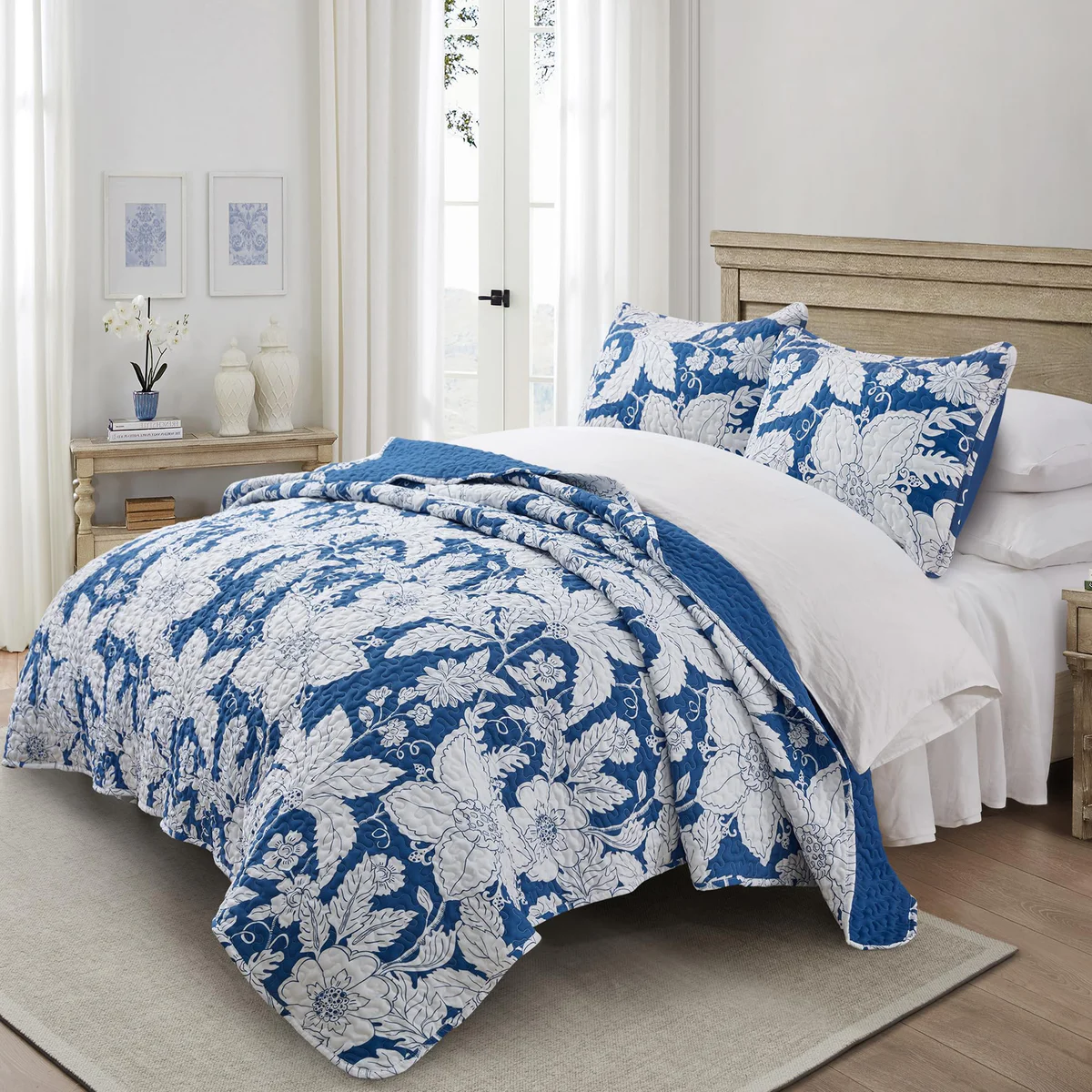 Bonlino Floral Quilt Bedding Set