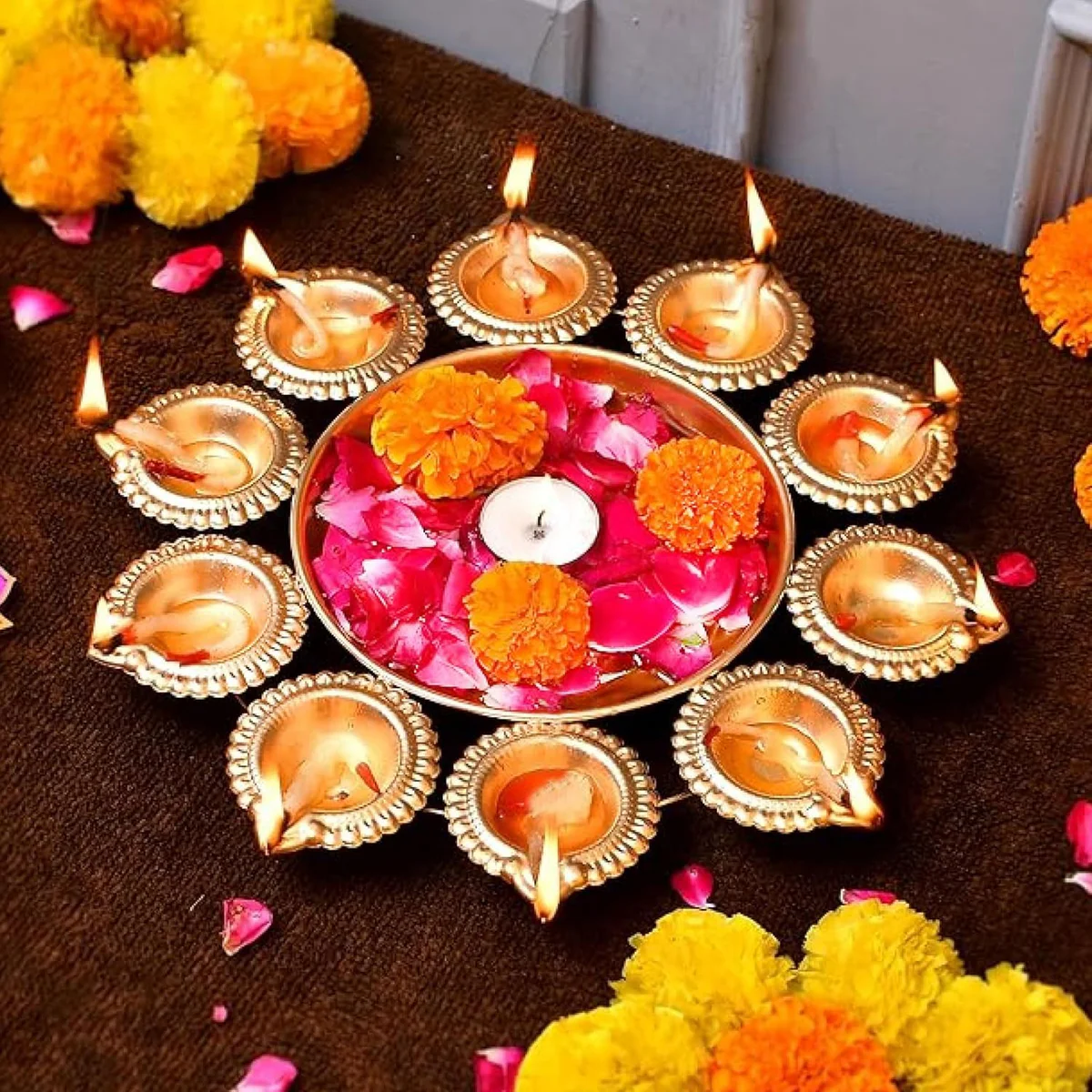 Decorative Urli Bowl with Tealight Diyas
