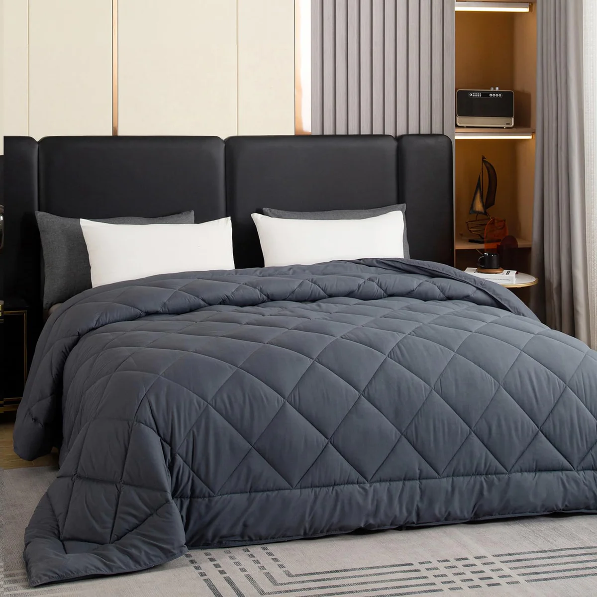 GOHOME Oversized Lightweight Comforter