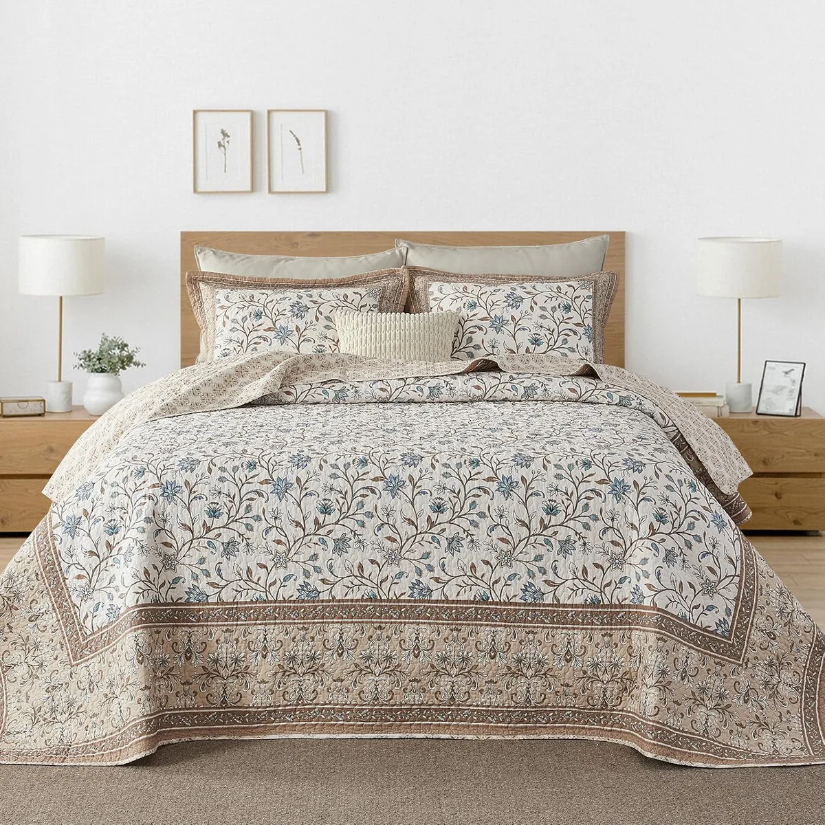 Floral Reversible Quilt Bedspread Set