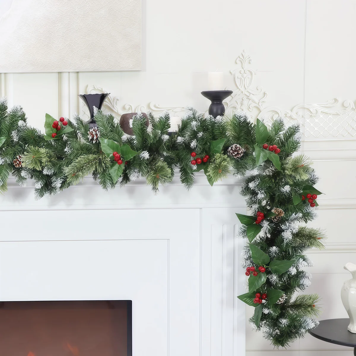 HipTree Lighted Christmas Garland