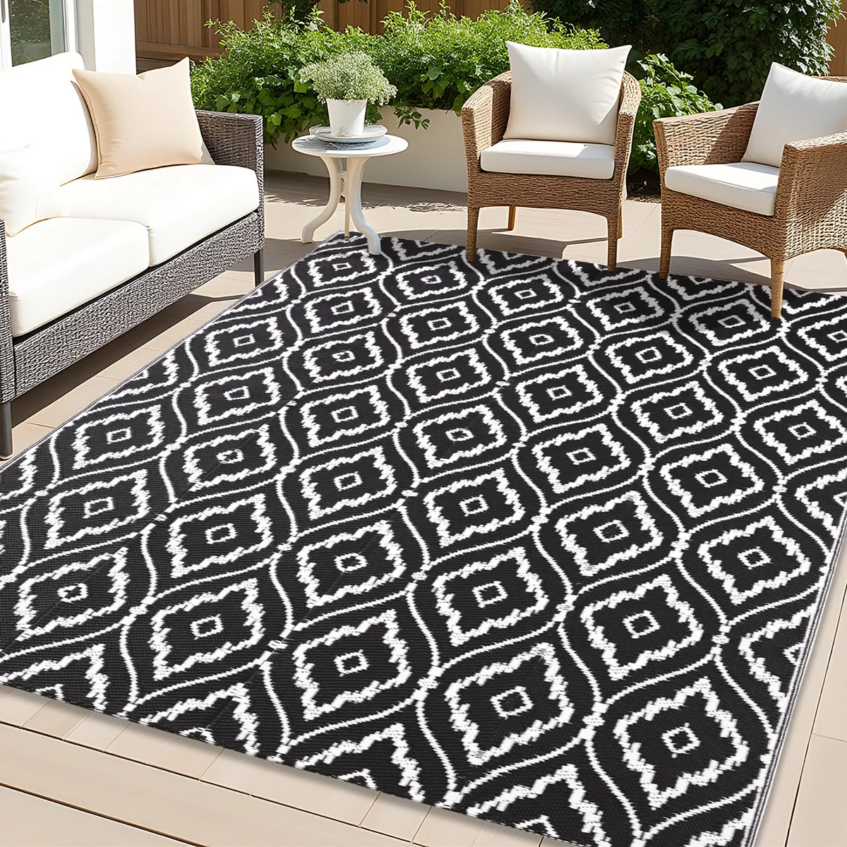 OLANLY Geometric Outdoor Rug