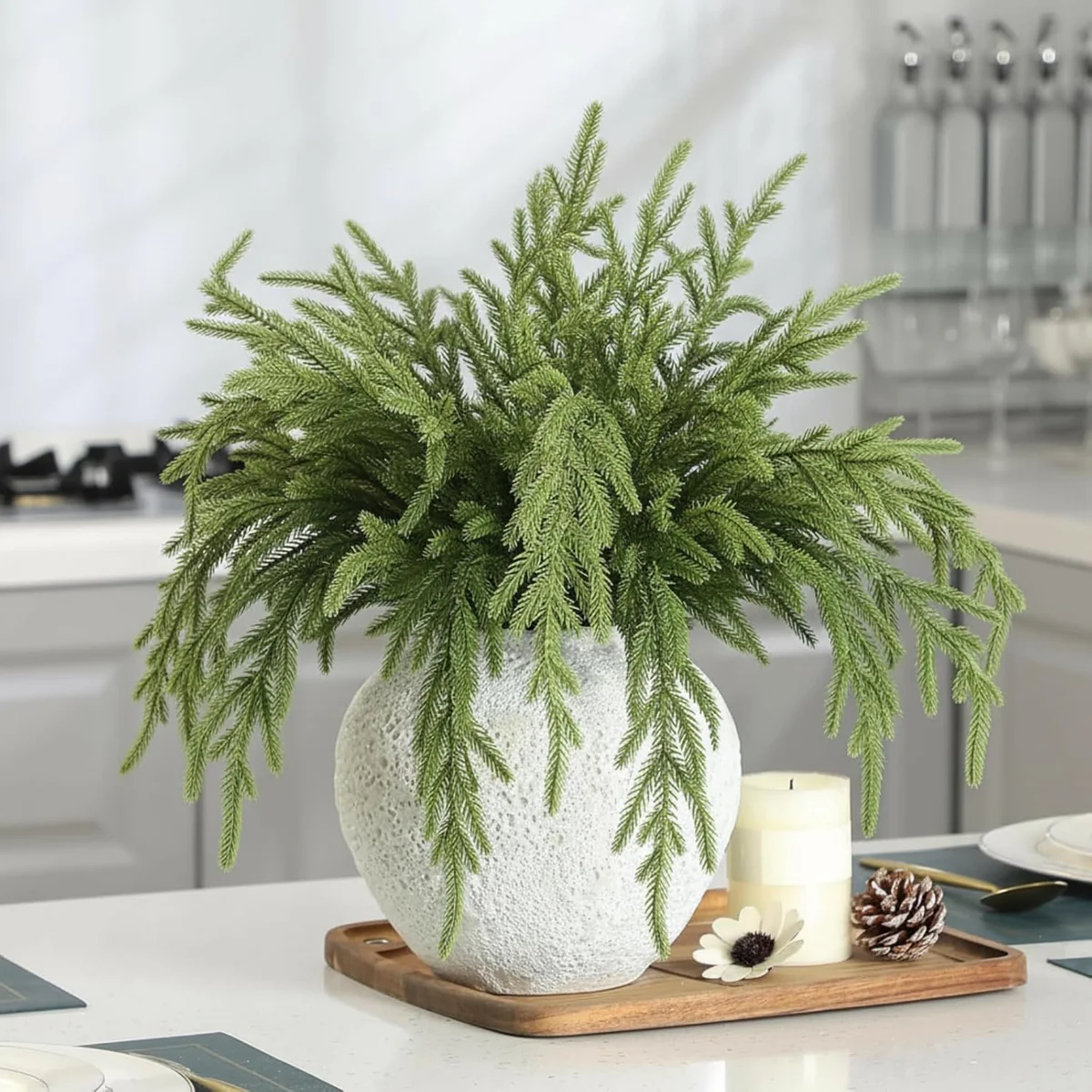 Giegxin  Norfolk Pine Branches