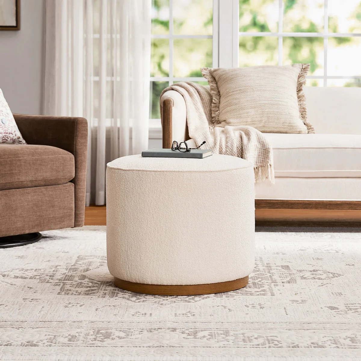 MY TEXAS HOME Round Upholstered Ottoman