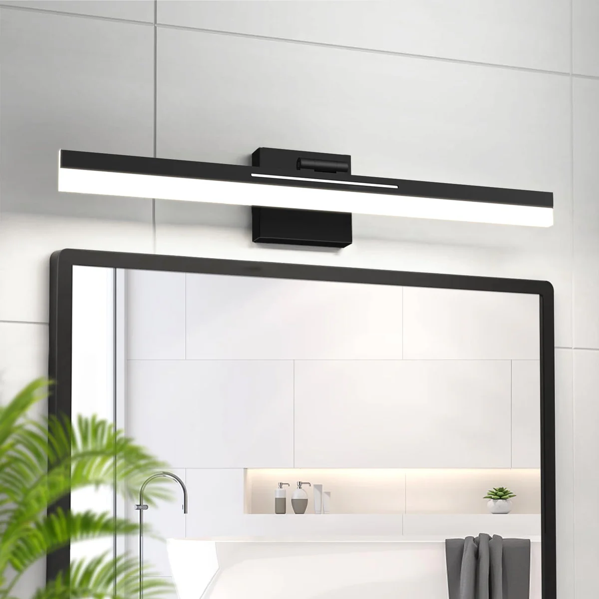 IZORRO Dimmable LED Bathroom Vanity Light