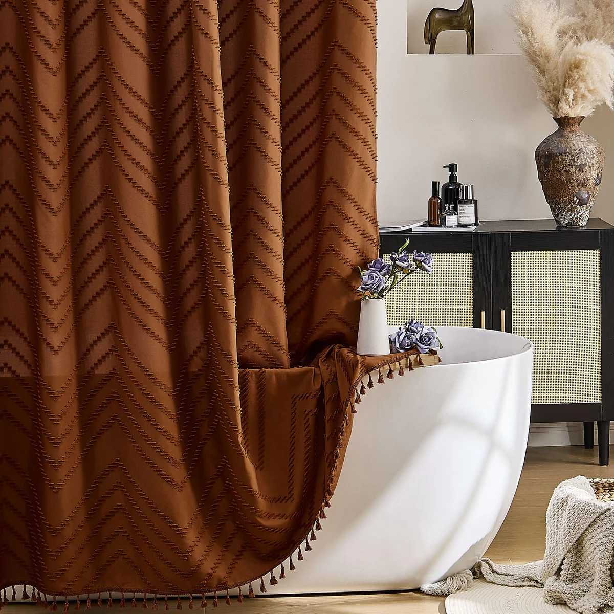 Siiluminisoy Tufted Fabric Shower Curtain